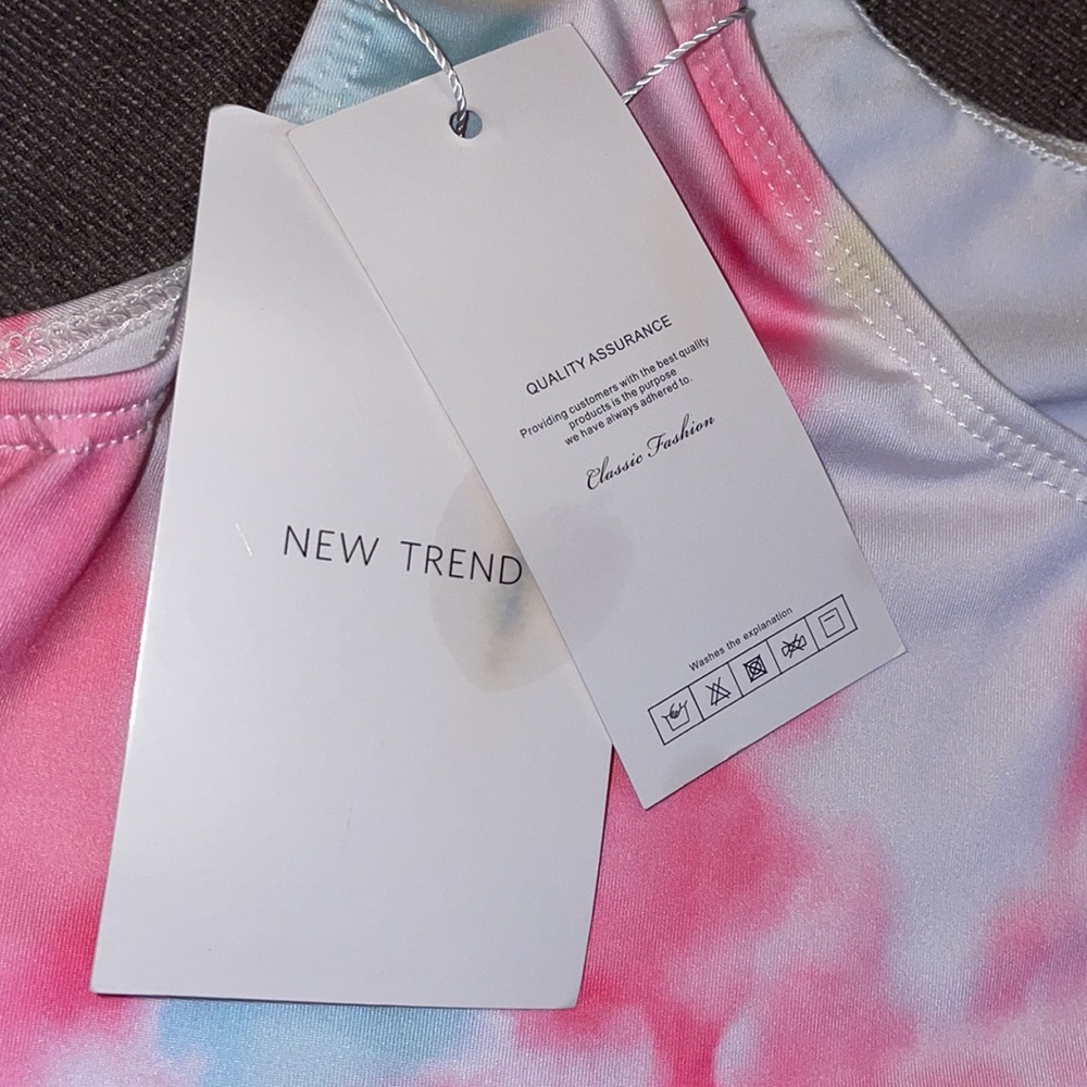 NEW TREND. Girls size 8-10 Romper. - Picture 2 of 5
